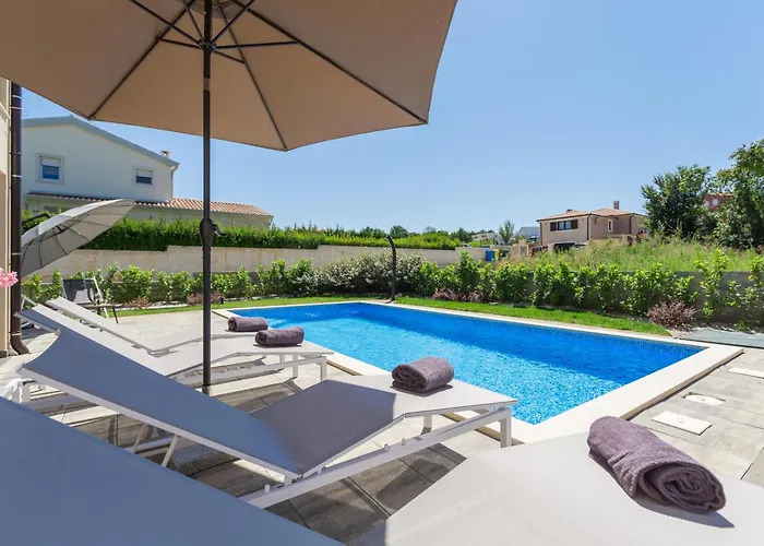 빌라 Opal Tar-Vabriga